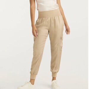 ✨ SALE✨ Cinq a Sept 5a7 Giles Pant - Khaki Beige Cream Jogger Satin